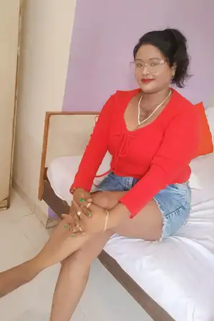 Here available a real housewife escort girl with cheap rate